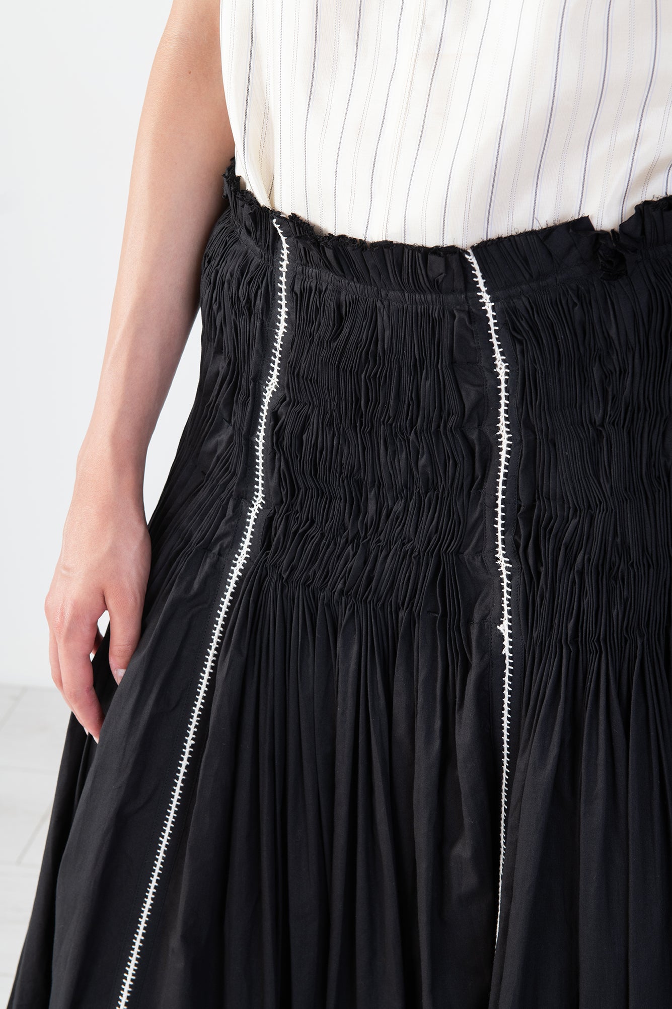 ALYSI/シャーリングデザインロングスカート